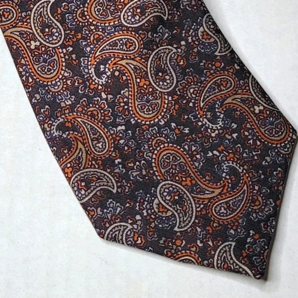 HOUSE OF ARDEN Men's Necktie - Picture 2 of 8